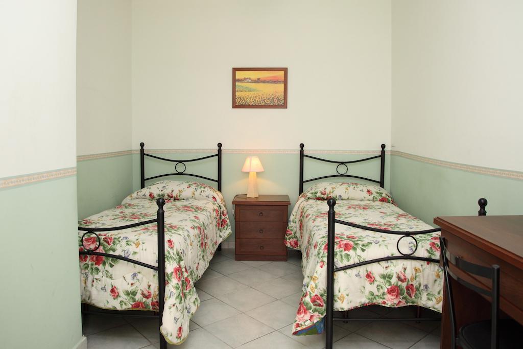 Bed And Breakfast Gigi Фурчи-Сикуло Экстерьер фото
